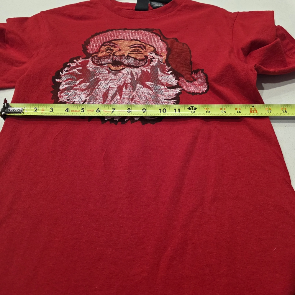 Red Santa Claus Graphic Tee - Picture 5 of 6